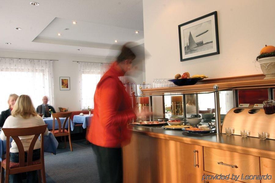 Hotel Zeppelin - Das Original FDH Étterem fotó
